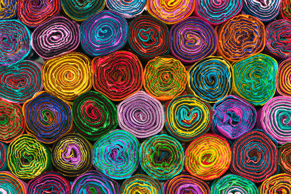 bunt-krepp-rolle