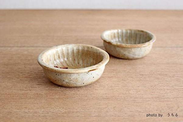 粉引　小鉢（10.5×3.5cm）