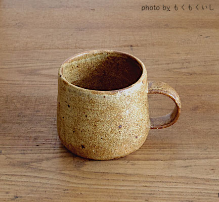 ◯わら灰　台形マグ（11×7cm）