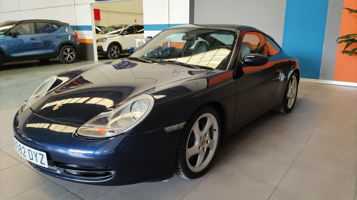 Porsche 996 Carrera 4, 1999
