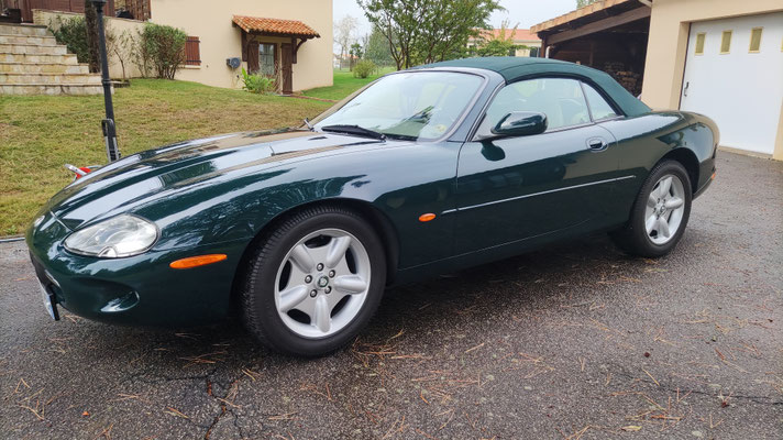 Jaguar XK8 Cabriolet, 1999