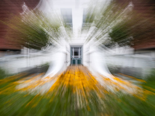 Portal und Treppe des Barkenhoff in Worspwede.