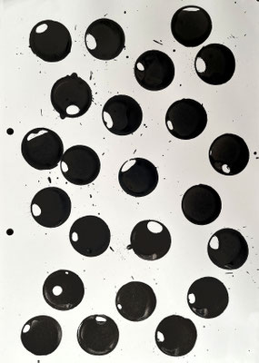 Anna BUBBLES 15.8. Tusche auf Papier 29,7 x 21 cm | Foto: Günter Wintgens