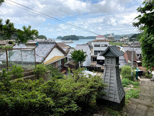 「寺院と教会の見える風景」から見る風景