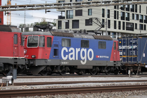 Re 4/4, 11347 (420 347-7 Cargo), Rotkreuz (20.09.2013) ©pannerrail.com