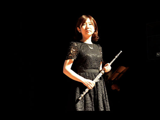 Flute performance / Miss. Nanae Yamazaki (dental technician)