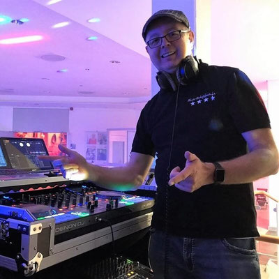 dmp events - Party-DJs & more!