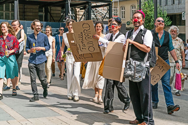 Wedding Clowns XI