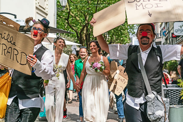 Wedding Clowns IV