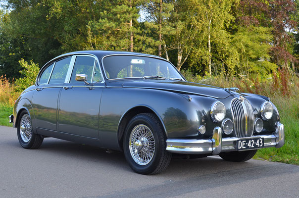 Jaguar MK2 3.8 Metal Gun Grey
