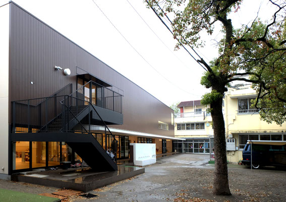2015'  ﾙﾝﾋﾞﾆｰ保育園　-TOKYO-　　（Architect:戸室太一建築設計室）