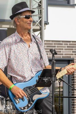 Cover Groove in Düsseldorf