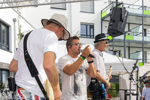 Cover Groove in Düsseldorf