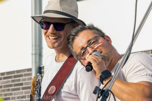 Cover Groove in Düsseldorf mit Tim Bacher