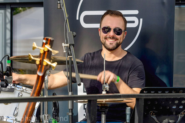 Cover Groove in Düsseldorf