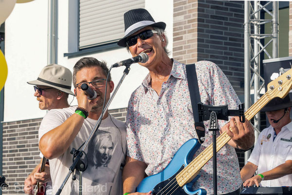 Cover Groove in Düsseldorf