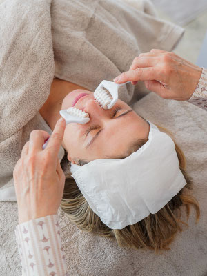 FaceDesignLymphatic Behandlung im Kosmetikinstitut Villa Kirnach – individuell für sichtbare Hautverbesserung | Villa Kirnach – Exclusive Suites, Spa & Beauty | 87640 Ebenhofen Ostallgäu