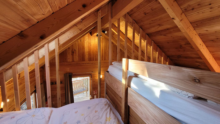Hochbetten im Baumhaus