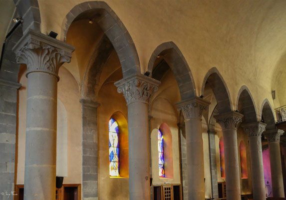 Intérieur de l'église St Pardoux - Le Mont-Dore - Massif du Sancy - Auvergne - France