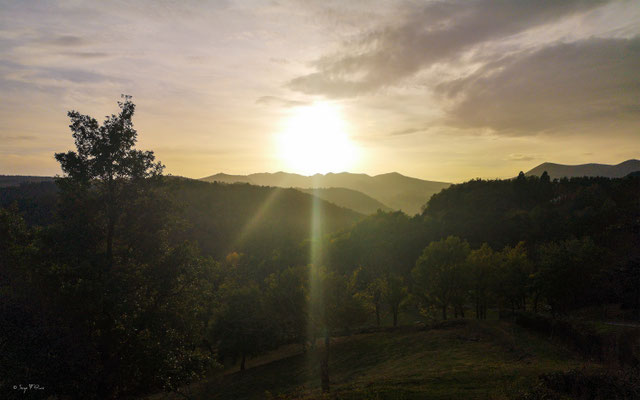 Paysage du Massif du Sancy vu du château de Murol - Massif du Sancy - Auvergne - France