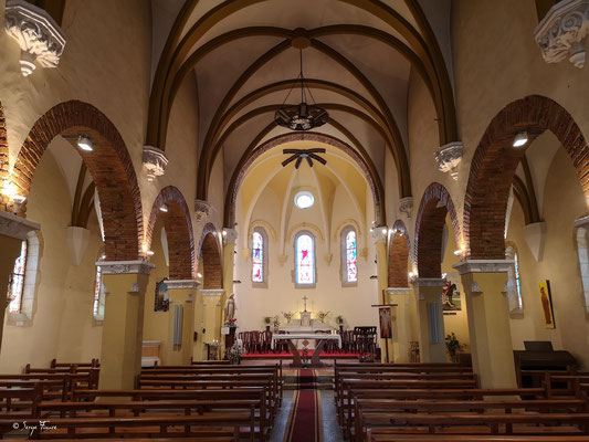 Intérieur de l'église Saint-Martin de Miramont-Sensacq - Sur le chemin de Compostelle