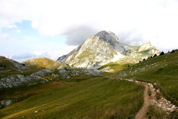 le Grand Veymont, à 2341 mètres d'altitude-Point culminent des Hauts Plateaux du Vercors-France- Août 2007