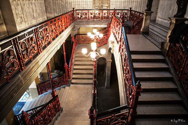Escalier principal de la Mairie de La Bourboule - Auvergne - France