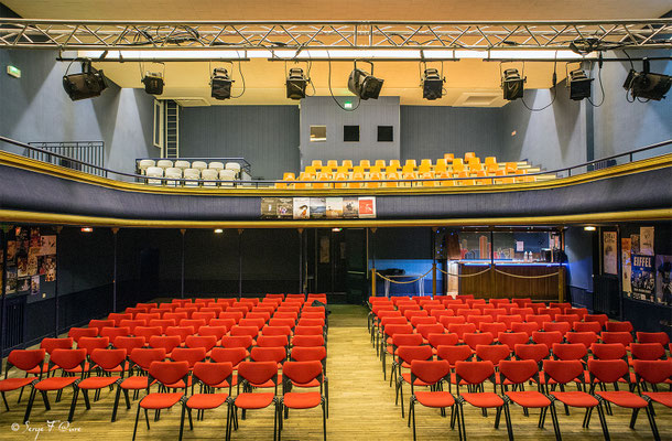 Théâtre dans la Mairie de La Bourboule - Auvergne - France
