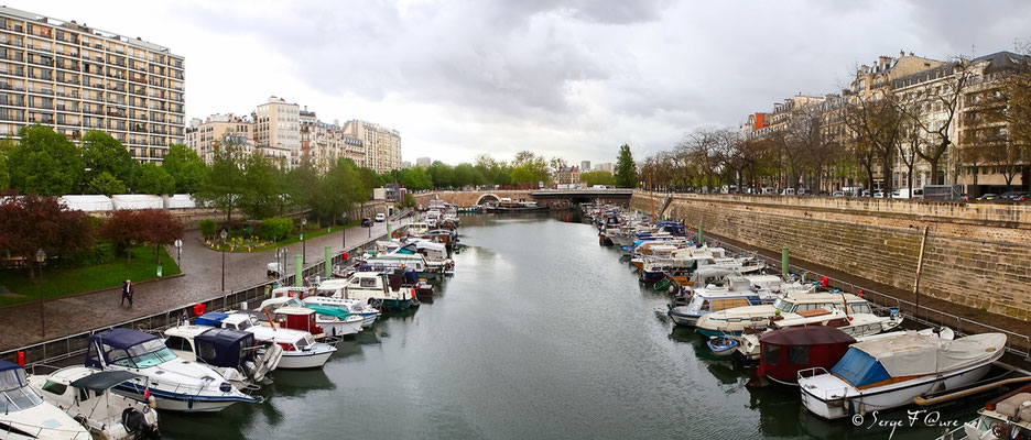 Canal St Martin - Paris - France (Avril 2012)