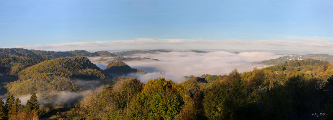 Brumes d'automne - Massif du Sancy - Auvergne - France