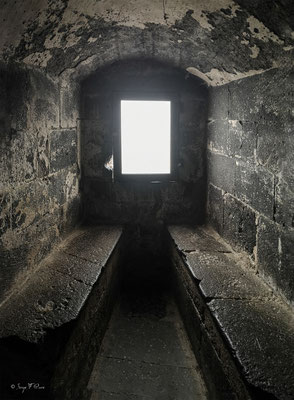 Le château de Murol (classement aux Monuments Historiques en 1889) - Massif du Sancy - Auvergne - France