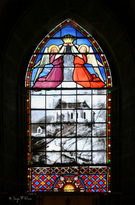 Vitrail - Eglise Saint-André - Besse et Saint-Anastaise - Massif du Sancy - Auvergne - France