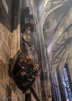 Statue dans la Chapelle palatine d'Aix-la-Chapelle - Aachen - Allemagne