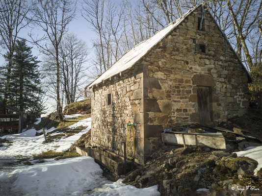 Étable à l'Usclade - Petit hameau de Murat le Quaire - Auvergne - France