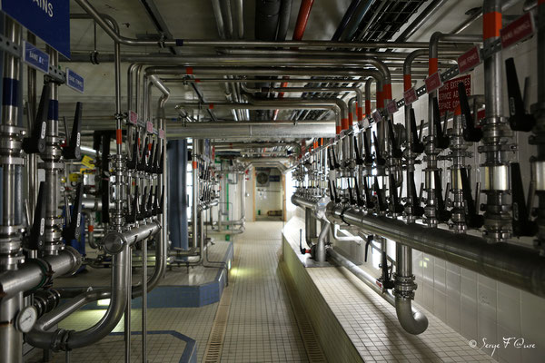 Salle des pompes - Sous terrains des Grands Thermes de La Bourboule - Auvergne - France