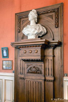 Buste de Marianne dans la salle du Conseil de la Mairie de La Bourboule - Auvergne - France