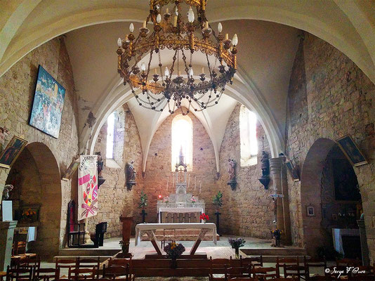 Intérieur de l'église Saint-Julien de Cardaillac - Sur le chemin de Compostelle - Variante de Rocamadour
