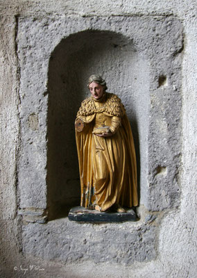 Statue - Eglise Saint-André - Besse et Saint-Anastaise - Massif du Sancy - Auvergne - France