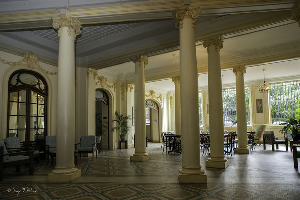 Salon au Médicis Palace à La Bourboule - Auvergne - France