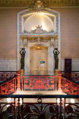 Entrée du théâtre dans la Mairie de La Bourboule - Auvergne - France