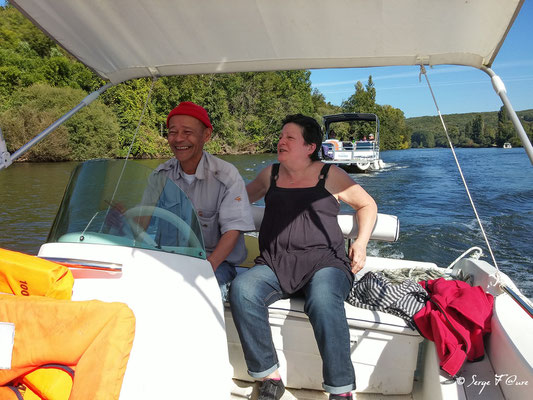Descente du Lot en bateau - Sur le chemin de Compostelle