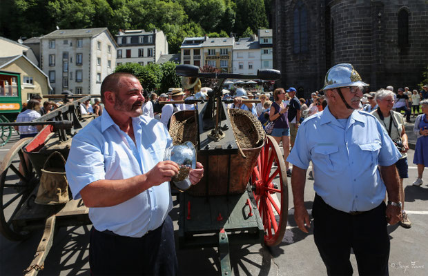 Défilé belle époque des 125 ans du Funiculaire - Le 14 juillet 2023  - Le Mont Dore - Massif du Sancy - Auvergne - France 