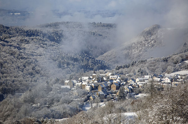 St Sauves d'Auvergne - Massif du Sancy - Auvergne - France