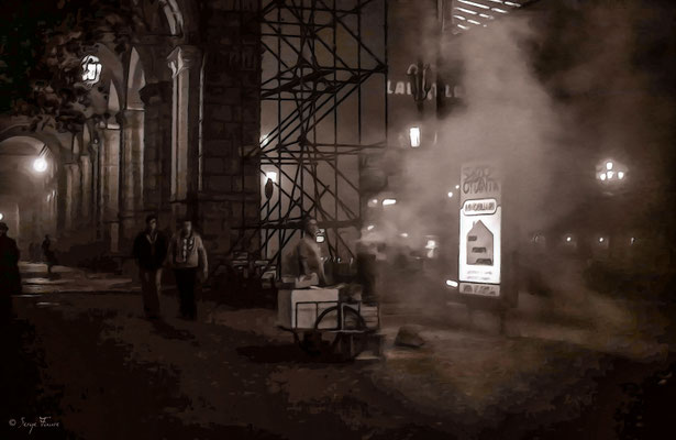 A partir d'une photo argentique en Noir et blanc que j'avais prise en 1982 à Turin en Italie, sous les arcades de la gare. Mon grilleur de châtaignes prend toute sa dimension une fois transformé façon tableau.