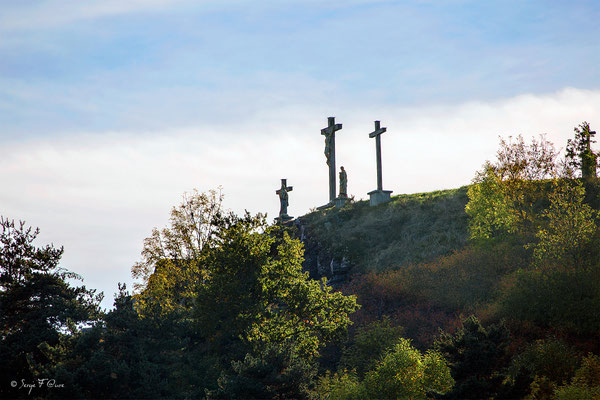 Le calvair de Saint-Bonnet-prés-Orcival dans le massif du Sancy - Auvergne - France