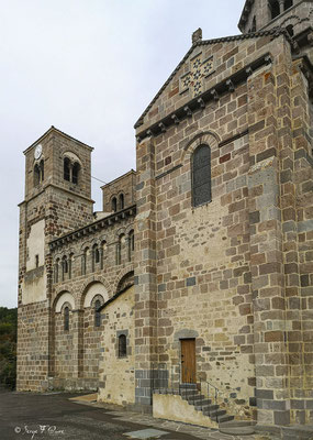 Eglise de Saint-Nectaire - Puy-de-Dôme - Auvergne Rhone-Alpes