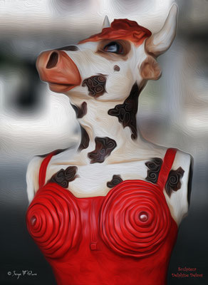 Carmencita ma belle rumineuse, radieuse en tenue très sexy à la Madonna.  La sculptrice Delphine Devos a eu cette idée originale d'habiller à la Jean-Paul Gaultier cette reine des prés et de m'avoir inspiré pour ce triptyque en photo-tableau