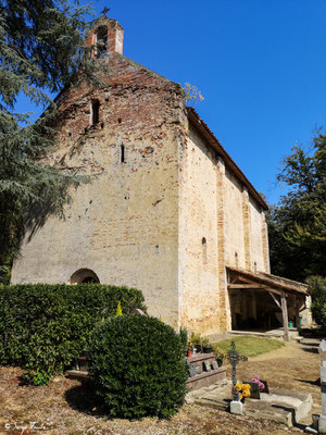 Eglise de l’Hôpital de Sainte-Christie à Cravencères Chapelle de la fin du 12e siècle, dépendante de l’ancienne Commanderie de l’Hôpital Sainte-Christie (Ordre de Malte)