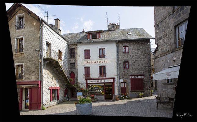Besse et Saint-Anastaise - Massif du Sancy - Auvergne - France
