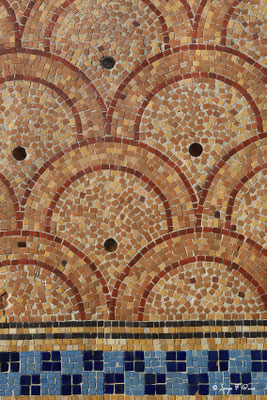 Détail des mosaïques de la Maison Rozier (Boulangerie-Pâtisserie) - La Bourboule - Auvergne - France